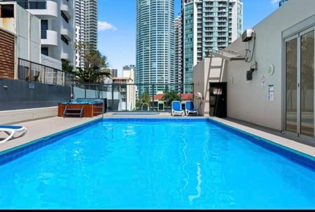 شقة Fabulous Sea Views In The Heart Of Surfers غولد كوست المظهر الخارجي الصورة